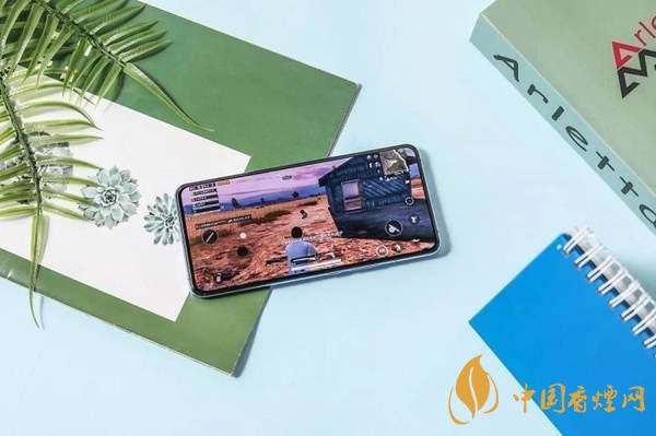 iqoo5值得入手嗎？旗艦“水桶機”入手到底虧不虧！