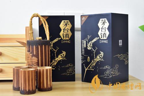 谷小酒茅臺(tái)鎮(zhèn)1998多少錢 谷小酒茅臺(tái)鎮(zhèn)1998酒評