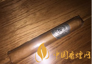Davidoff Zino Platinum Shorty雪茄口感測(cè)評(píng)
