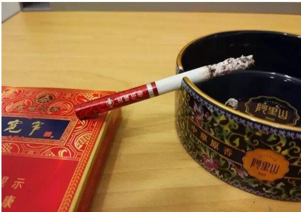 寬窄五糧濃香，香煙邂逅五糧液你值得擁有