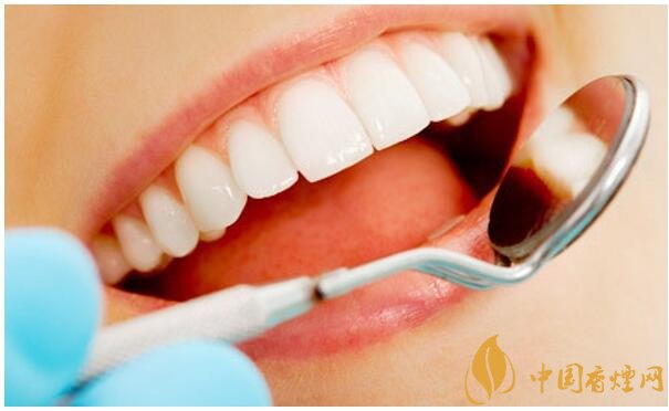 抽煙牙齒黃怎么變白，快速去除煙漬小妙招