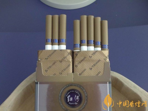 品味紅河煙紅河扁盒精品 清香型煙中的經典之作