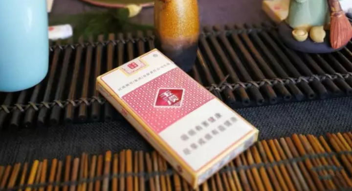 玉溪清香世家多少錢一包 玉溪清香世家(細(xì)支)價格26元